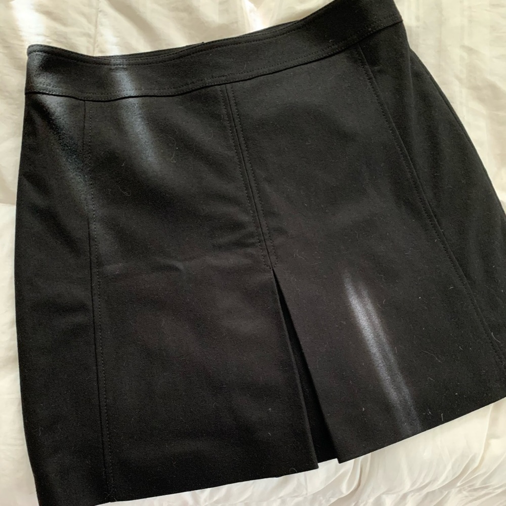 NWOT Black Jigsaw Skirt 8